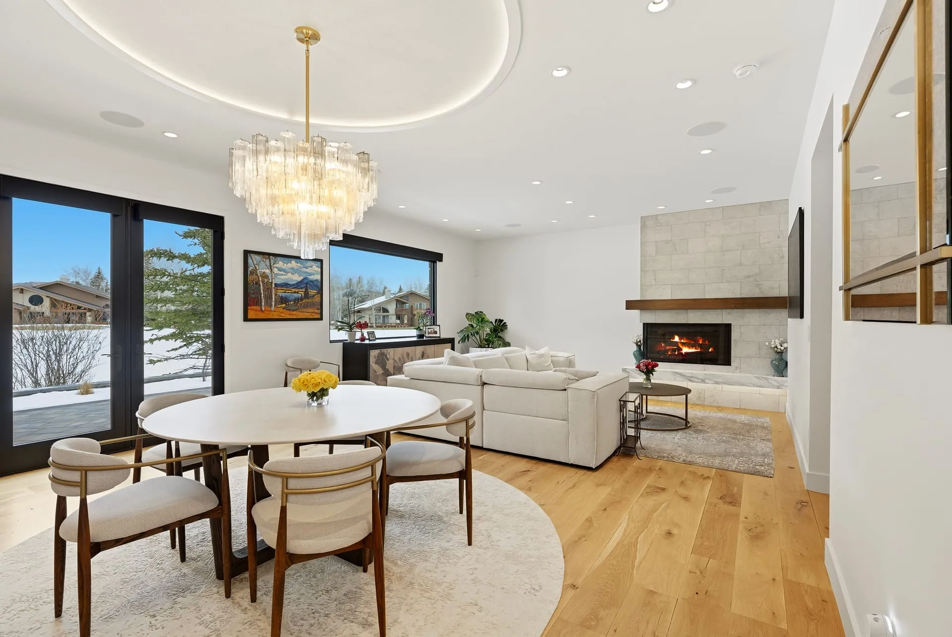 Dining chandelier cove ceiling